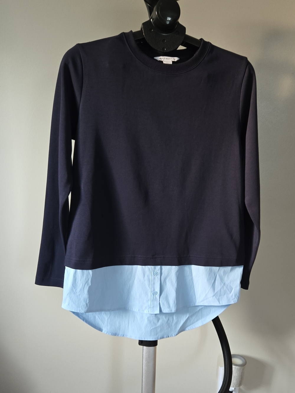 Athleta Navy Gallery Top 2.0 with Light Blue Shirt Hem
